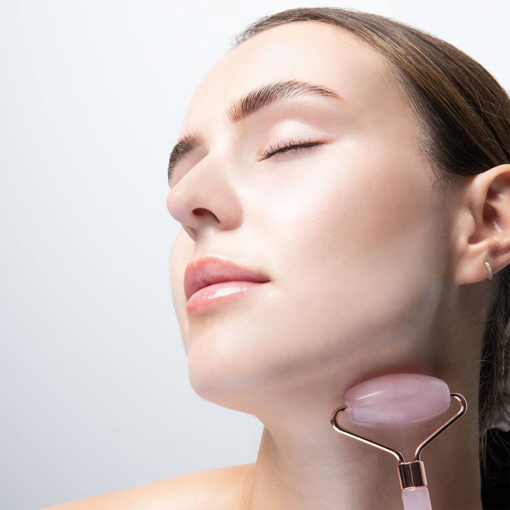 Brushworks Rose Resin Roller & Gua Sha