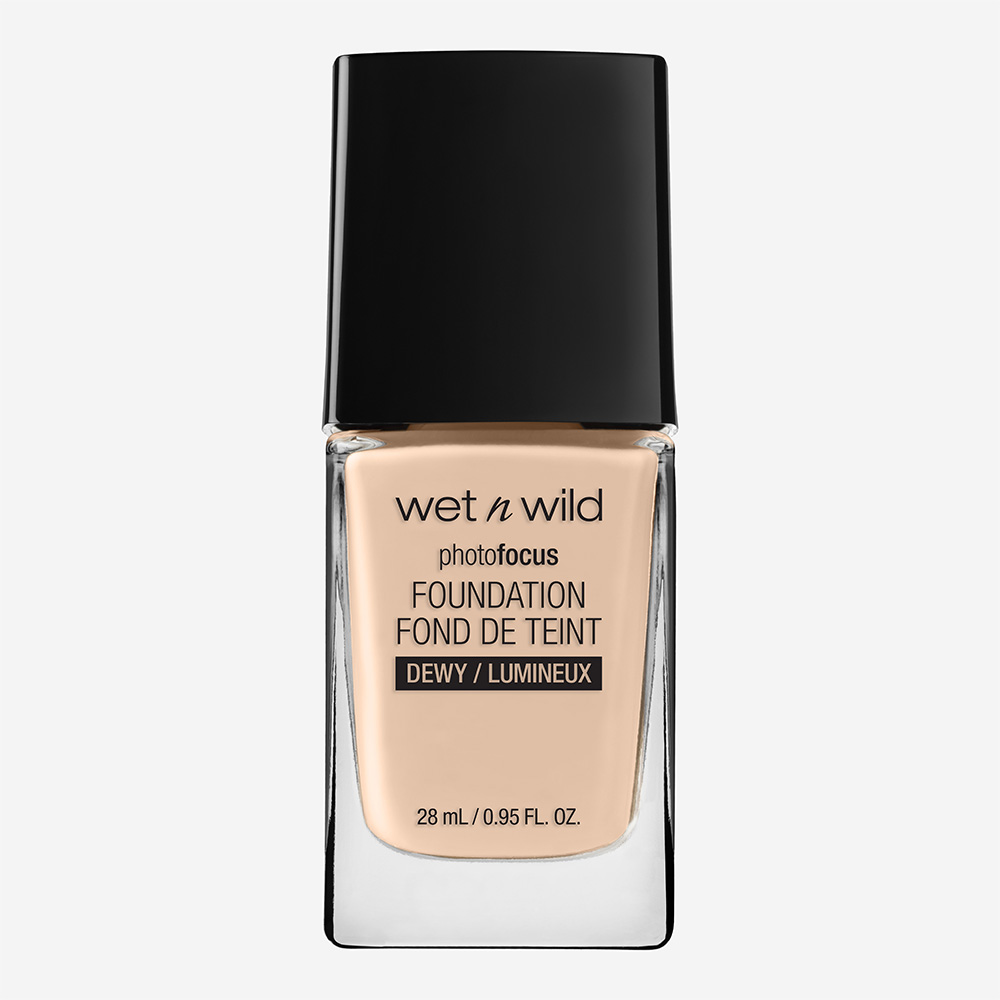 Wet N Wild Photo Focus Dewy Foundation Soft Ivory