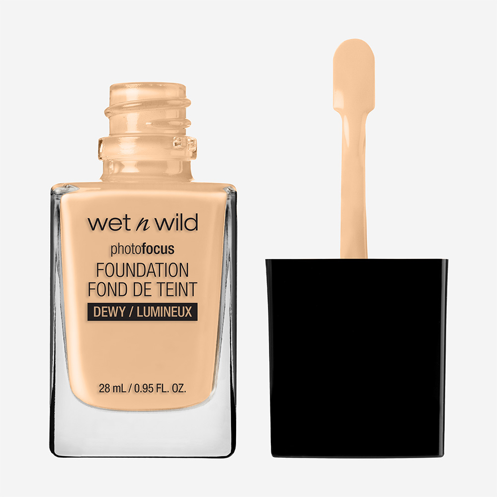 Wet N Wild Photo Focus Dewy Foundation Soft Beige