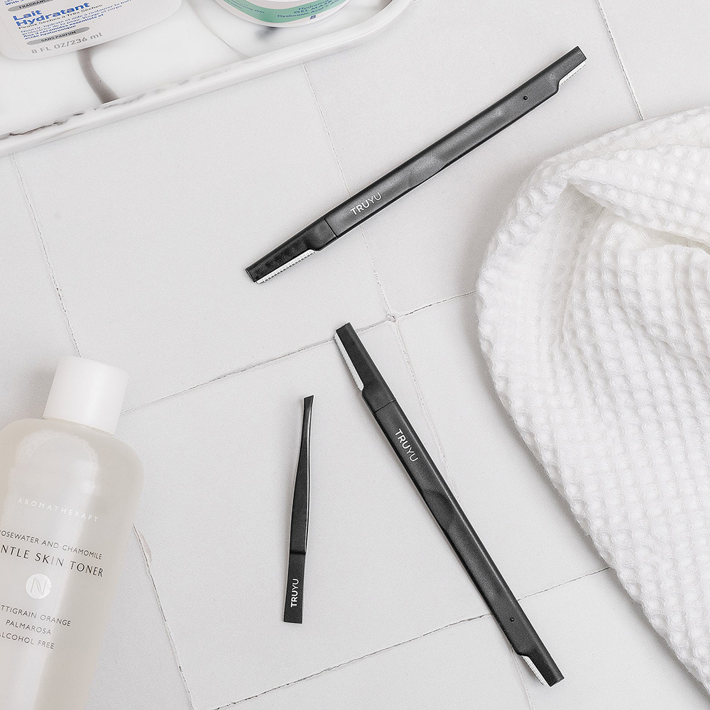 Qvs ( Truyu ) Facial Razors