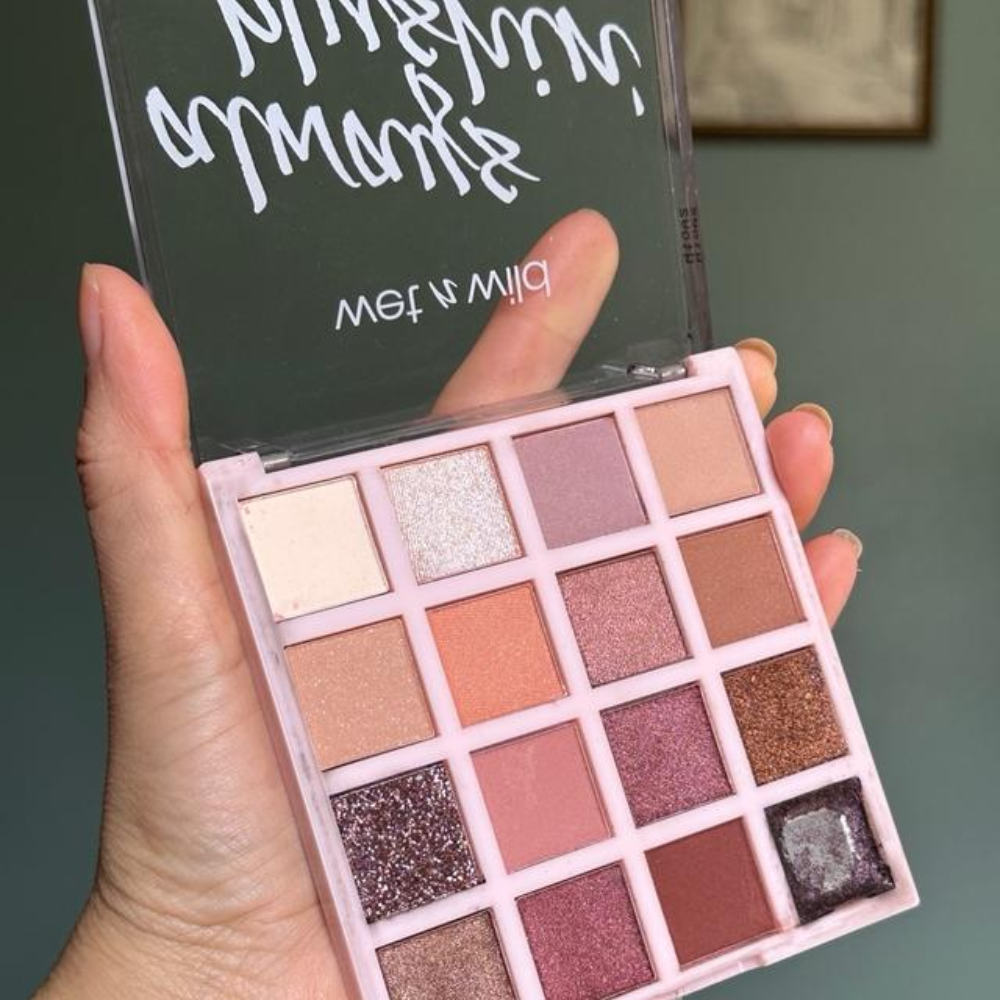 Wet n Wild Mega Volume So Defined Volumizing Mascara + Wet n Wild Color Icon Kohl Eyeliner Pencil Set