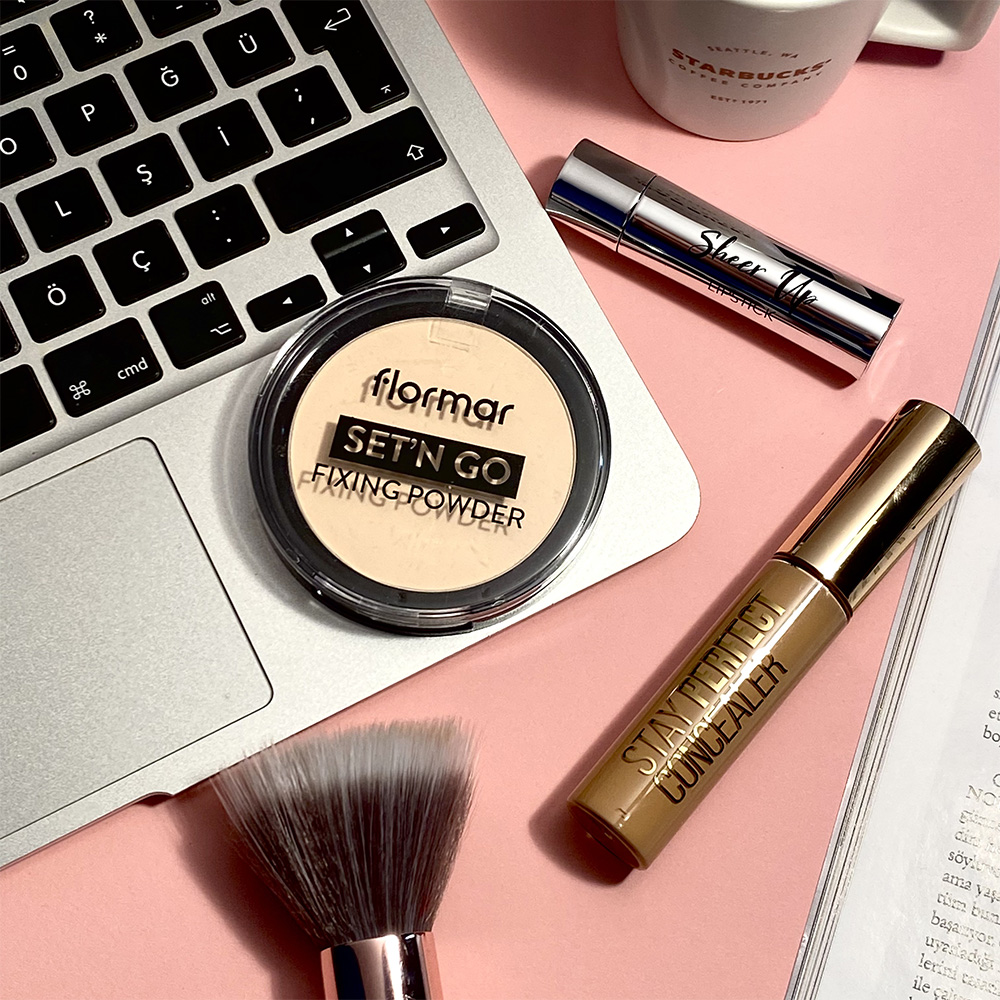 Flormar Set 'N Go Fixing Powder - 001 Banana